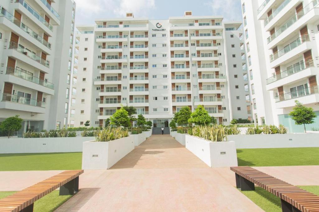 The Gallery Luxury Suites Cpg East Legon Dış mekan fotoğraf