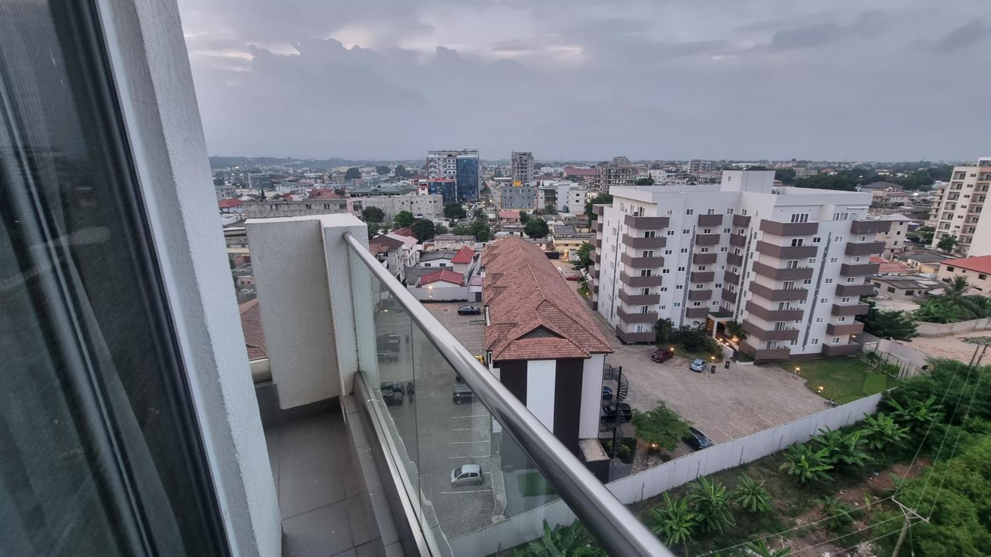 The Gallery Luxury Suites Cpg East Legon Dış mekan fotoğraf