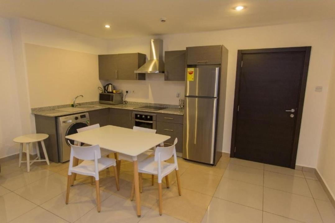 The Gallery Luxury Suites Cpg East Legon Dış mekan fotoğraf
