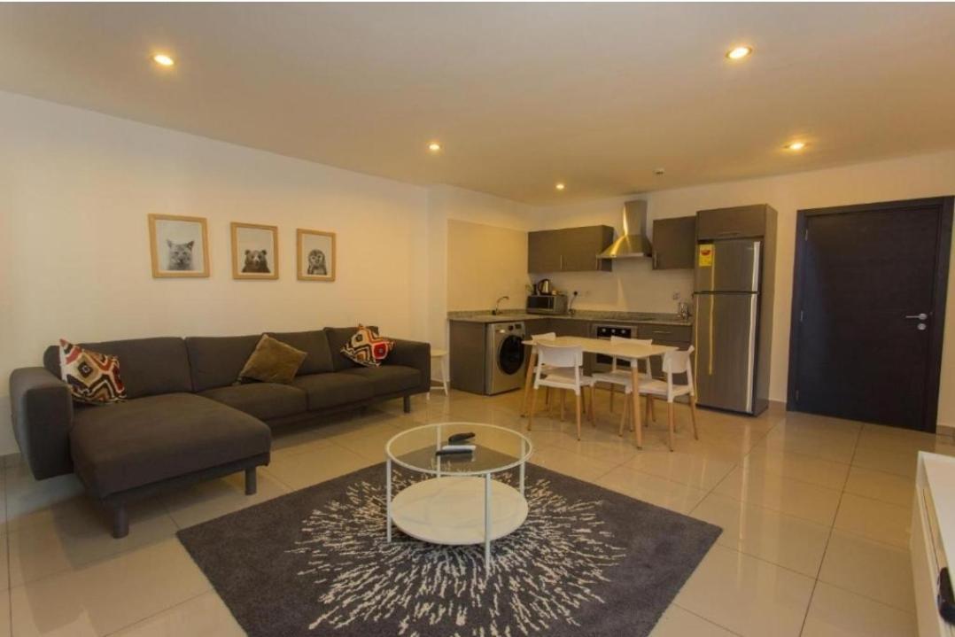The Gallery Luxury Suites Cpg East Legon Dış mekan fotoğraf
