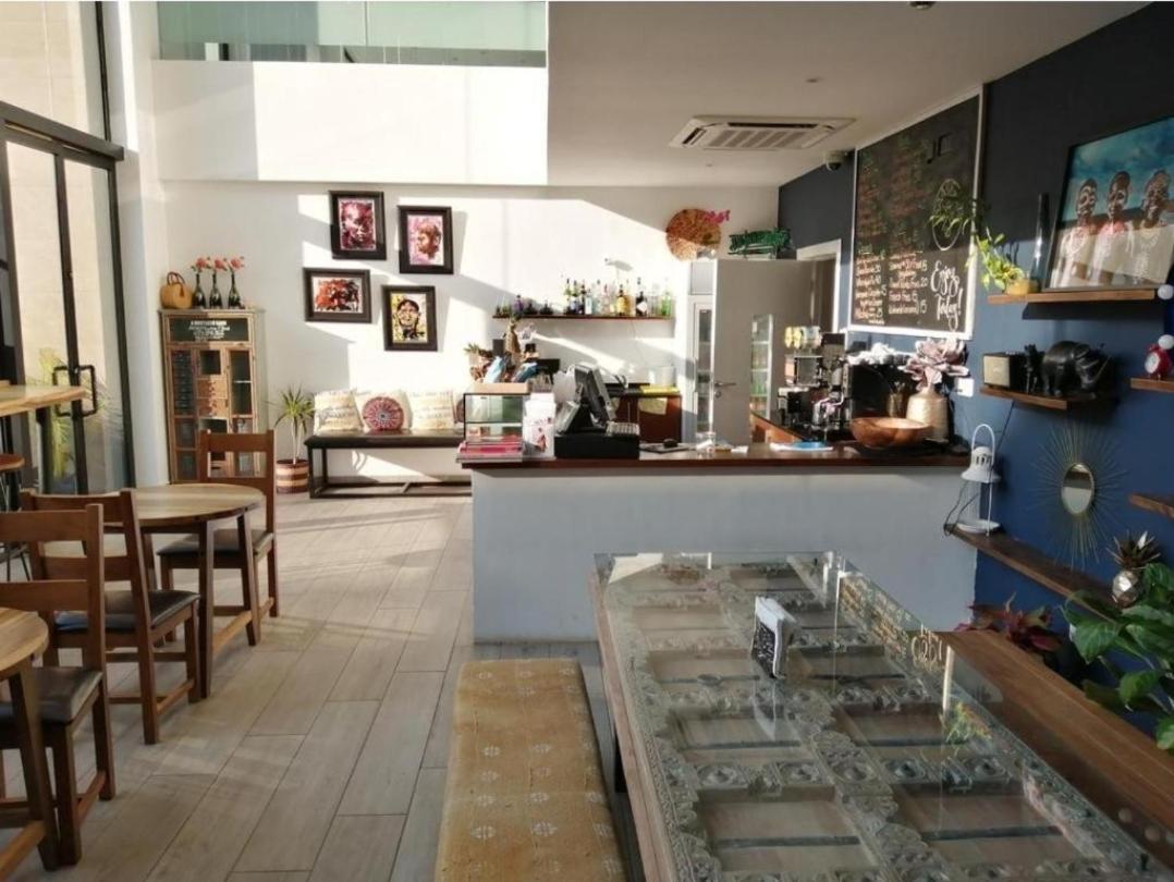 The Gallery Luxury Suites Cpg East Legon Dış mekan fotoğraf